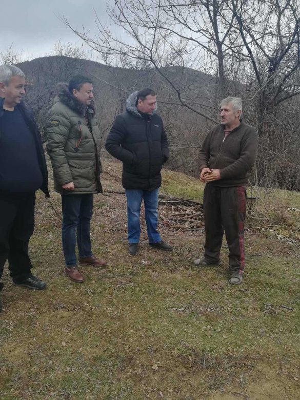 IMG-3d8103929669fe78f57cbe7d2515b633-V